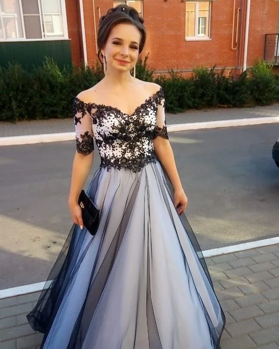 Special Offers, Don't Miss Black/White Prom Dress,Tulle Wedding Dresses,Off the Shoulder Prom Dresses,Appliques Prom Gown   cg13790