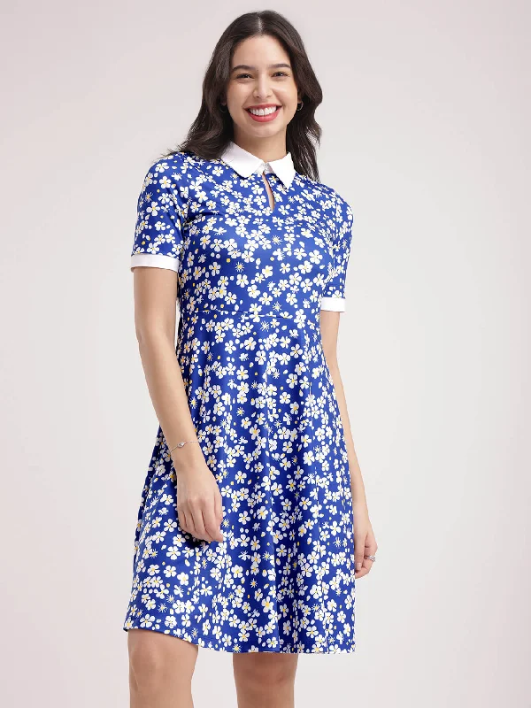 Fashion Forward Outfits Floral Print Knitted Dress - Blue And White