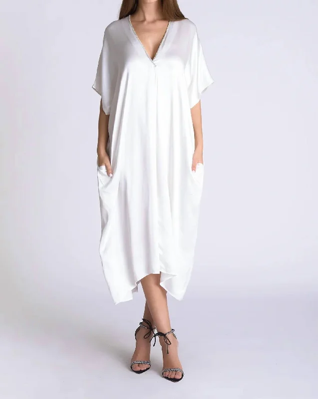 Casual Fashion Diamond Neckline Maxi Dress In White