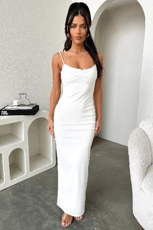 Crazy Price Slashing Tilly Maxi Dress - White