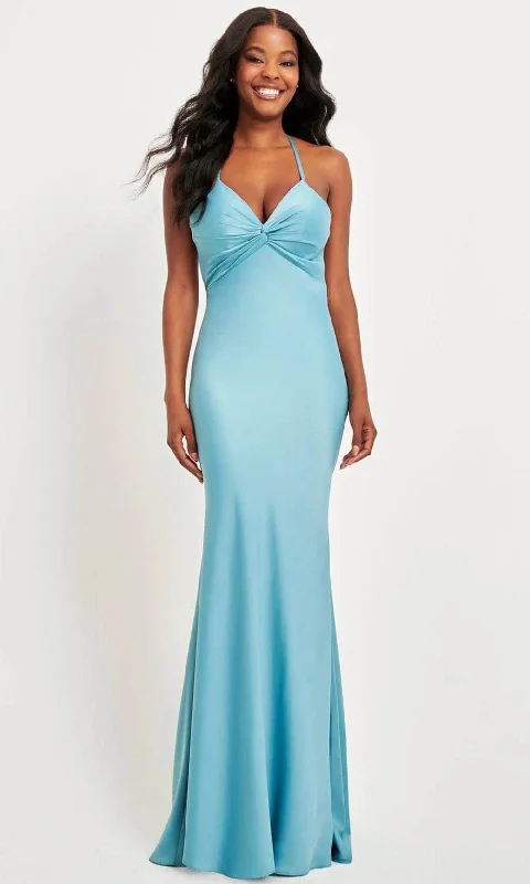 Trendy Styles Faviana 11066 - Twist Front Prom Gown