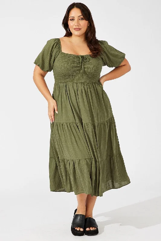 Chic And Comfortable Green Midi Dress Short Sleeve Shirred