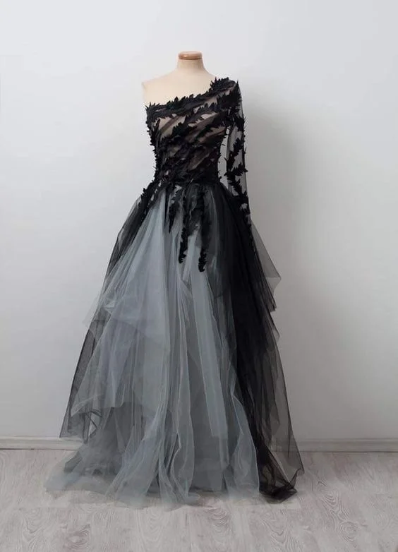 Seasonal Clearance Black Ball Gown Wedding Dresses Tulle one shoulder Wedding Gown Unique prom dress  cg11090