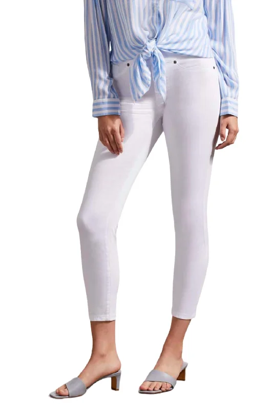 Latest Trends Women's Audrey Pull-On Jegging In White