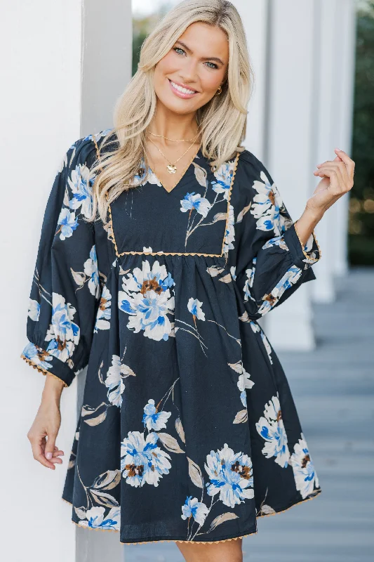 Versatile Wardrobe Essentials Have It All Black Floral Dress