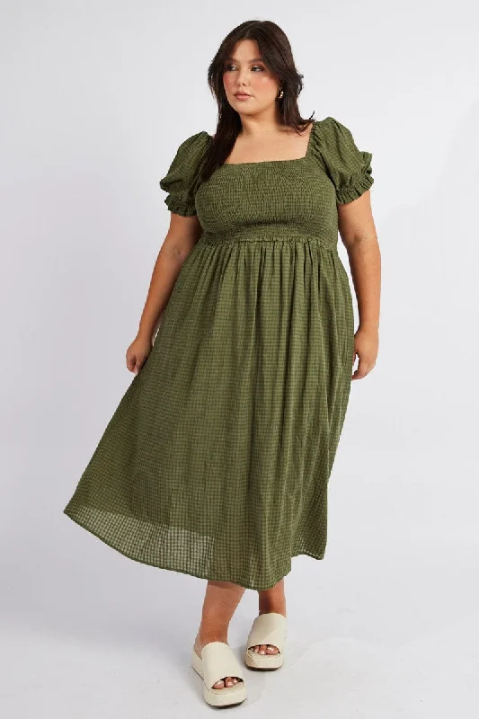 Casual Chic Clothing Green Midi Dress Short Sleeve Shirred