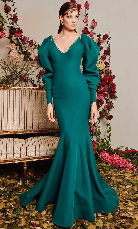 Trendsetting Threads MNM COUTURE N0495 - Crepe Formal Puffy Sleeve Gown