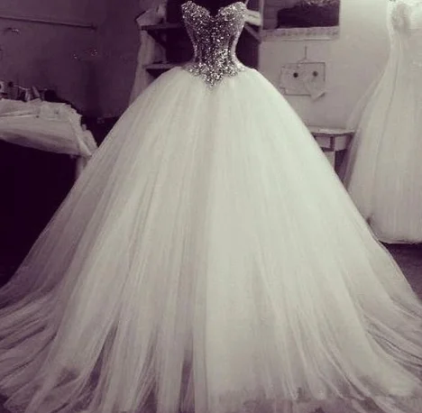 Trendy Attire For Her Gorgeous Crystal Beading Tulle Ball Gown prom dress Wedding Dresses cg1020