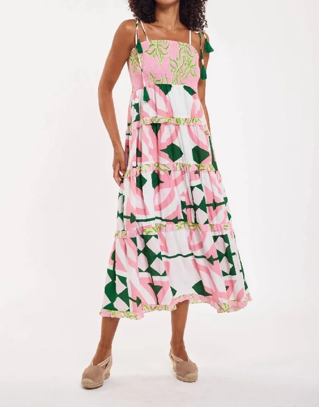 City Fashion Dianora Maxi Dress In Pink/green Abstract