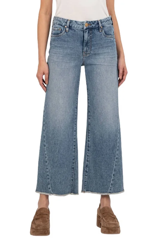 Seasonal Trends Meg High Rise Wide Leg Jeans In Defiant With Med Base Wash