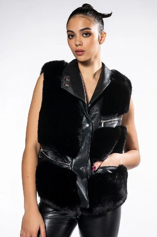 Imeless Style OVERSIZE MOTO VEST WITH FAUX FUR