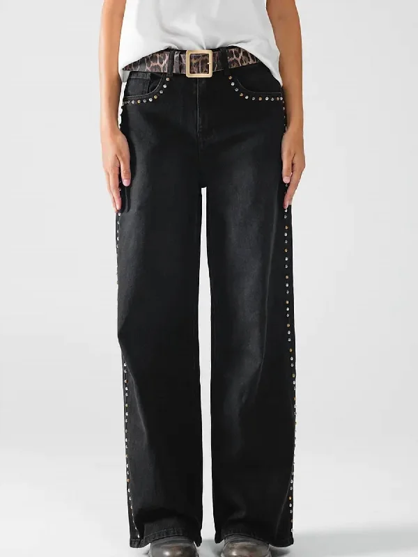 Chic Trends Unveiled Straight Jean With Stud Trim Detail In Black