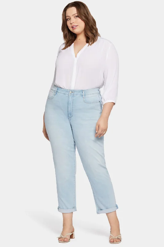 Fashion For Every Occasion Margot Girlfriend Jeans In Plus Size - Brightside