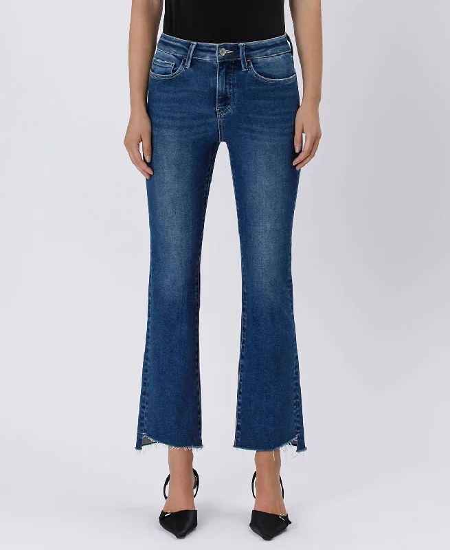 Women's Online Clothing Boutique Ana Jeans In Blue